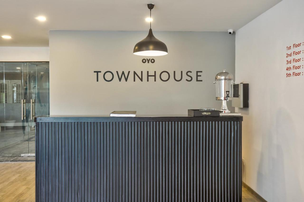 Oyo Townhouse 156 Maraimalai Nagar Hotel Ченай Екстериор снимка