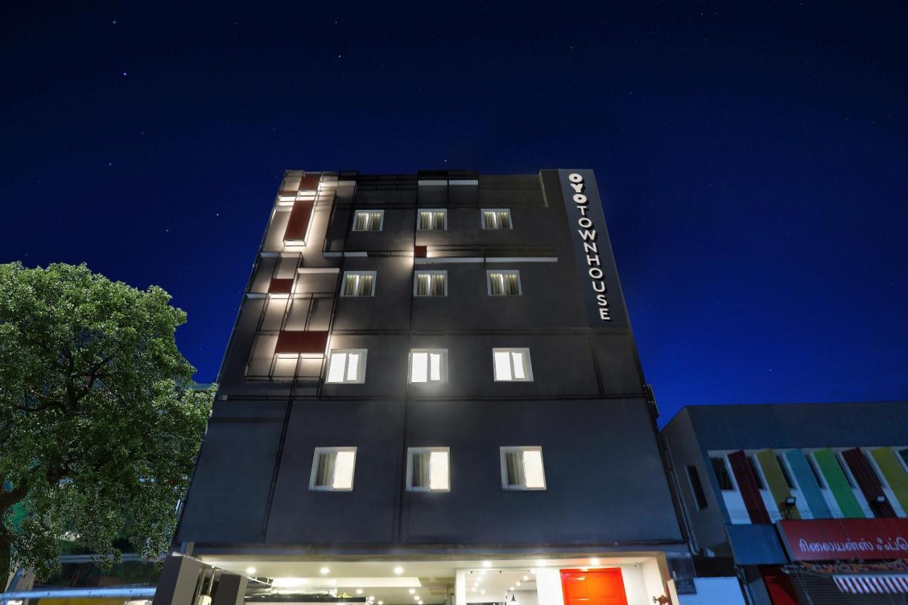 Oyo Townhouse 156 Maraimalai Nagar Hotel Ченай Екстериор снимка